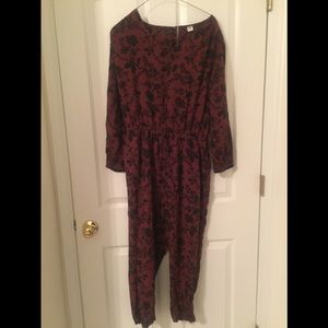 Old navy burgundy and black jumpsuit